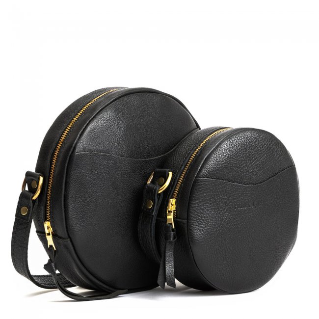 Portland Circle Crossbody - Pebbled black Portland Circle Crossbody - Pebbled black