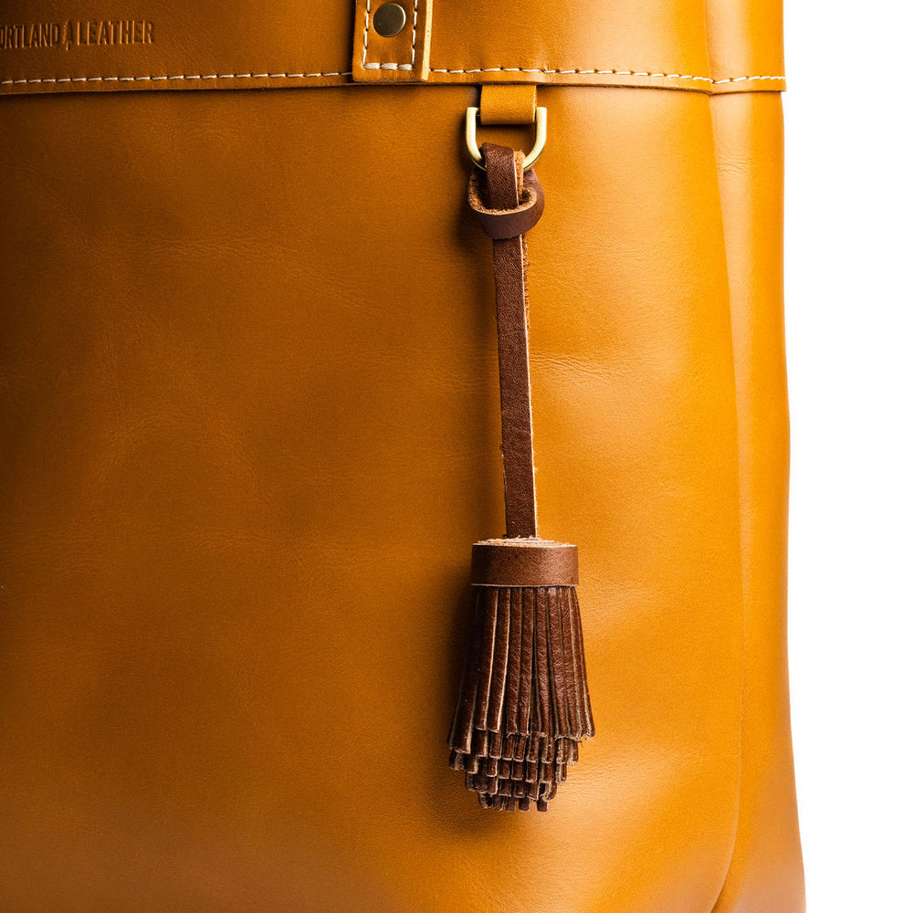 Portland Pom Tassel - Carajillo