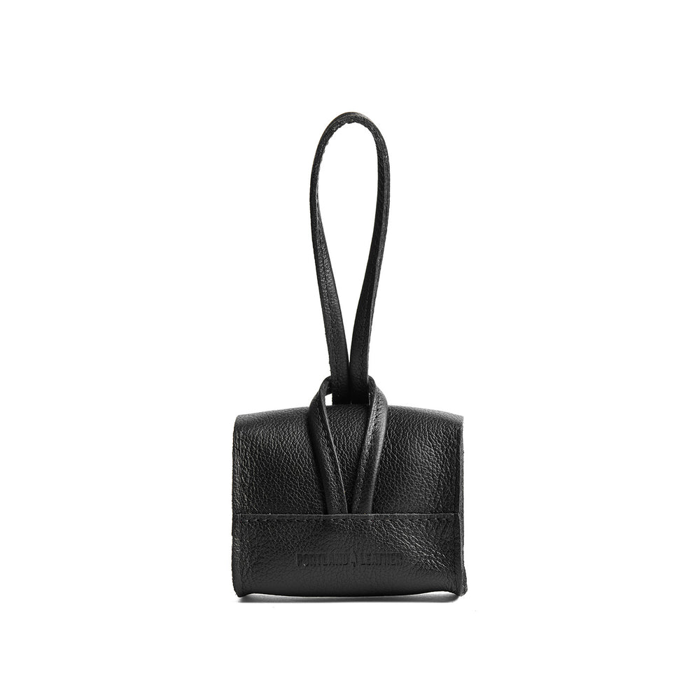 Portland Blooming Wristlet - Pebbled black
