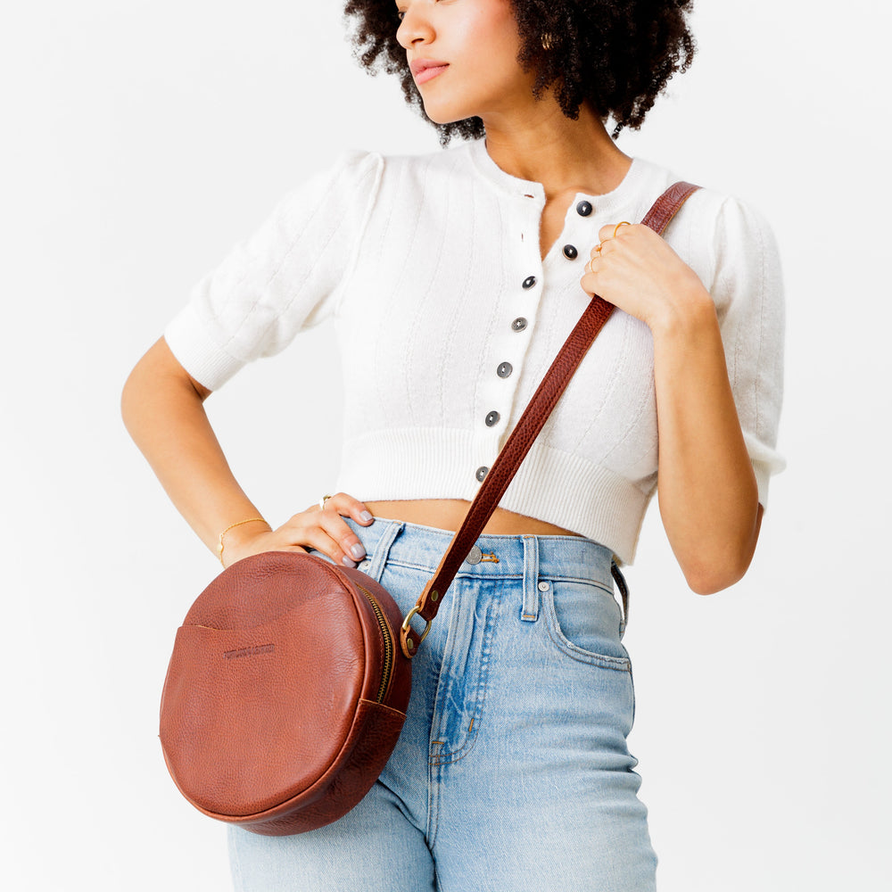 Portland Circle Crossbody - Nutmeg