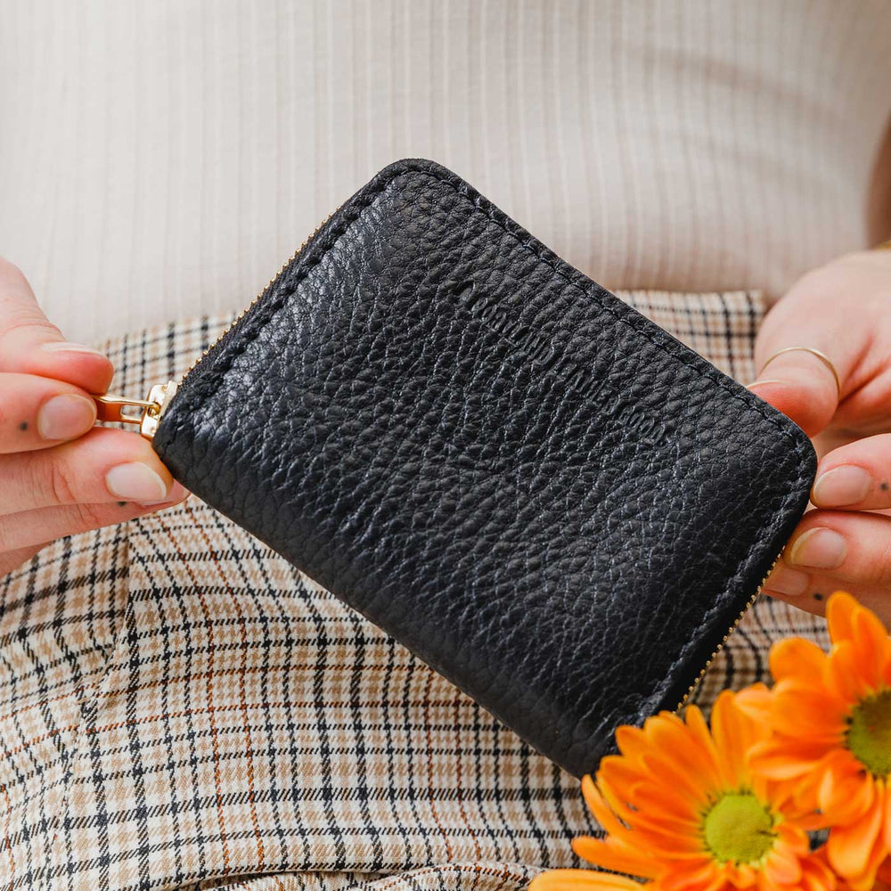 Portland Small Zip Wallet - Pebbled black