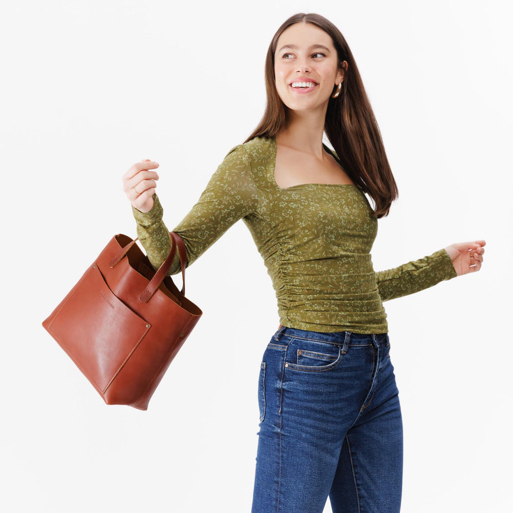 Portland Medium Crossbody Tote - Chestnut