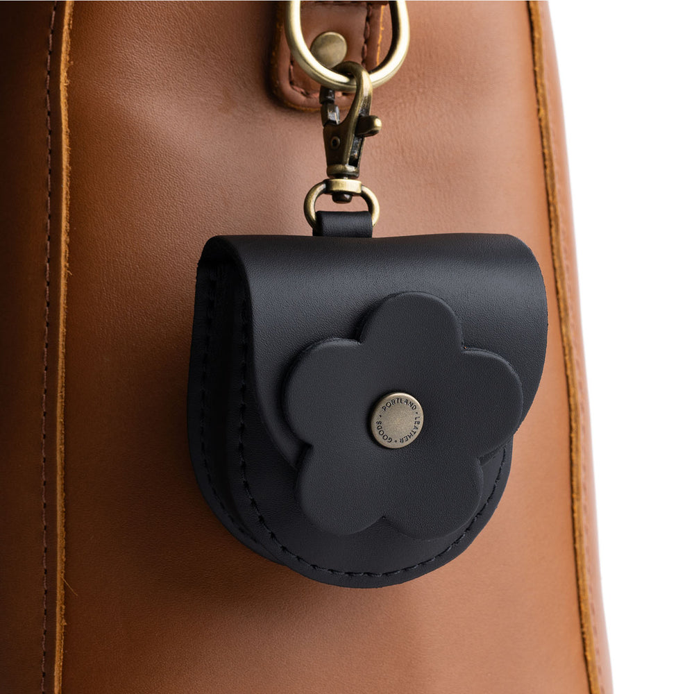 Portland Petunia Pouch - Black