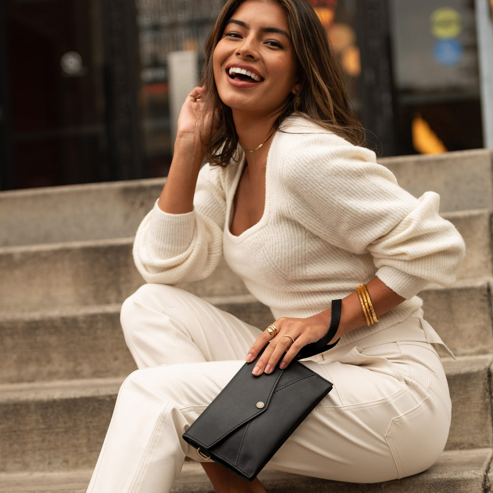 Portland Envelope Convertible Crossbody - Black
