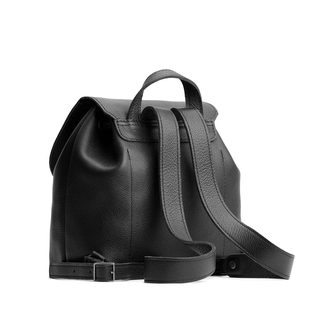 Portland Bucket Backpack - Pebbled black