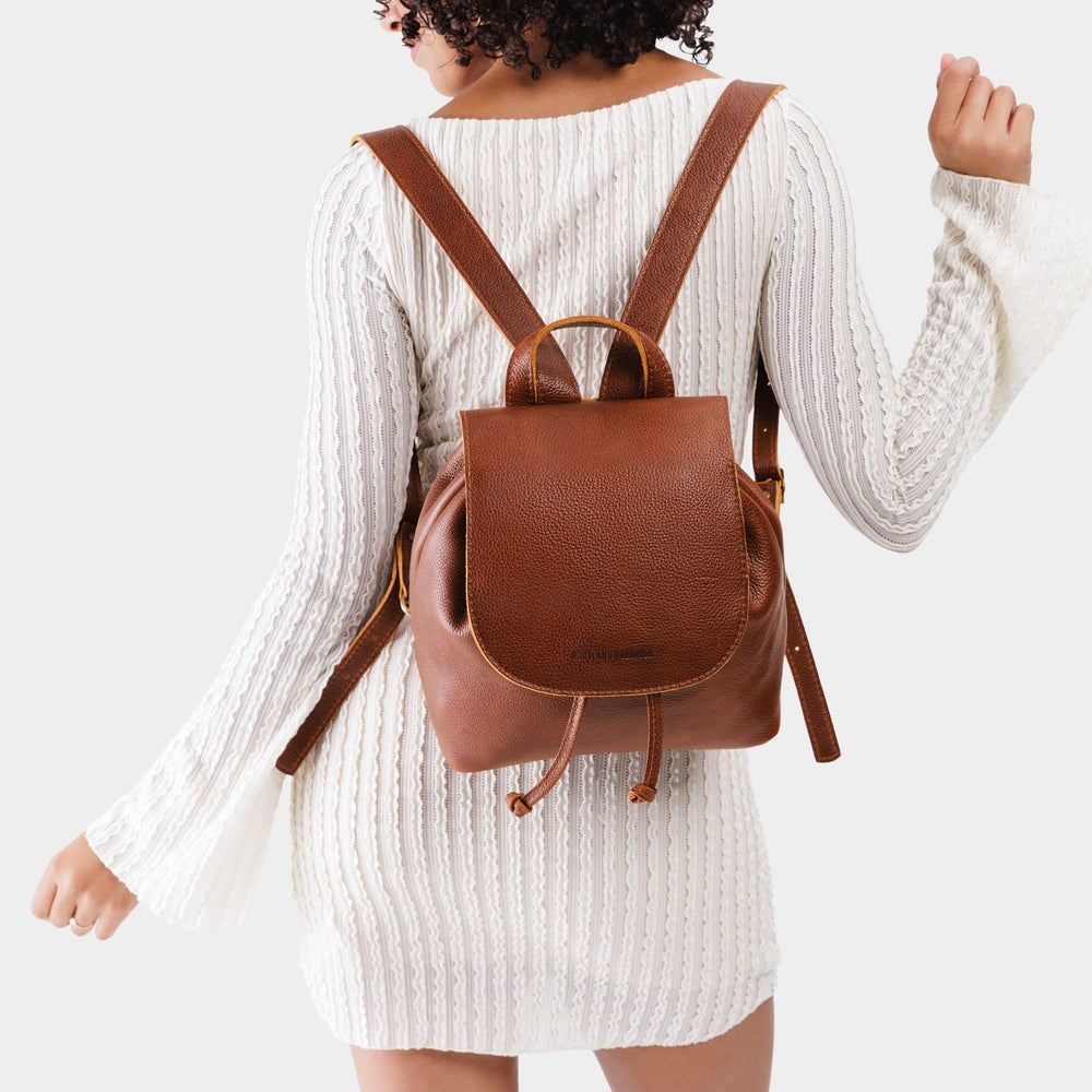 Portland Bucket Backpack - Nutmeg