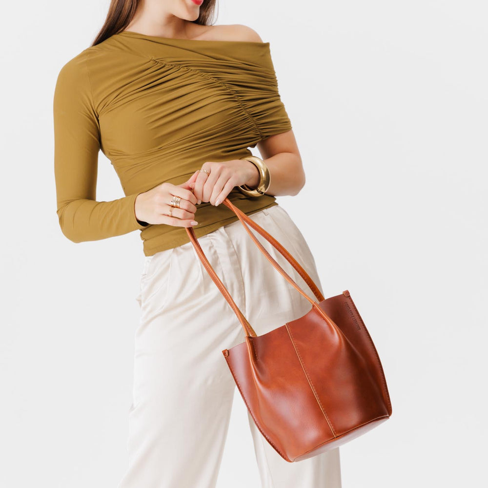 Portland Devan Bucket Tote - Madrone