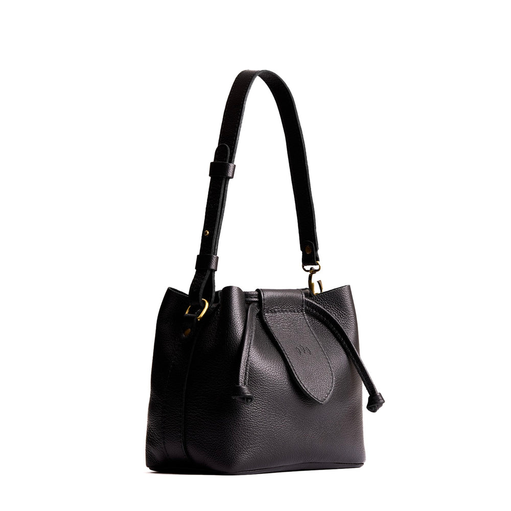 Portland Firefly Bucket Bag - Pebbled black