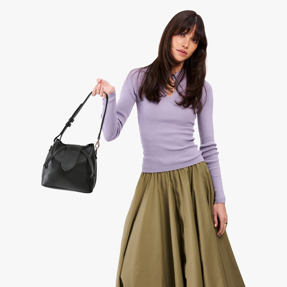 Portland Firefly Bucket Bag - Pebbled black